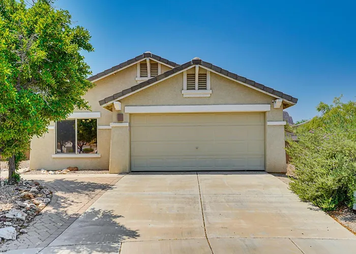 W/ Patio, Grill & Mountain Views! Holiday home *